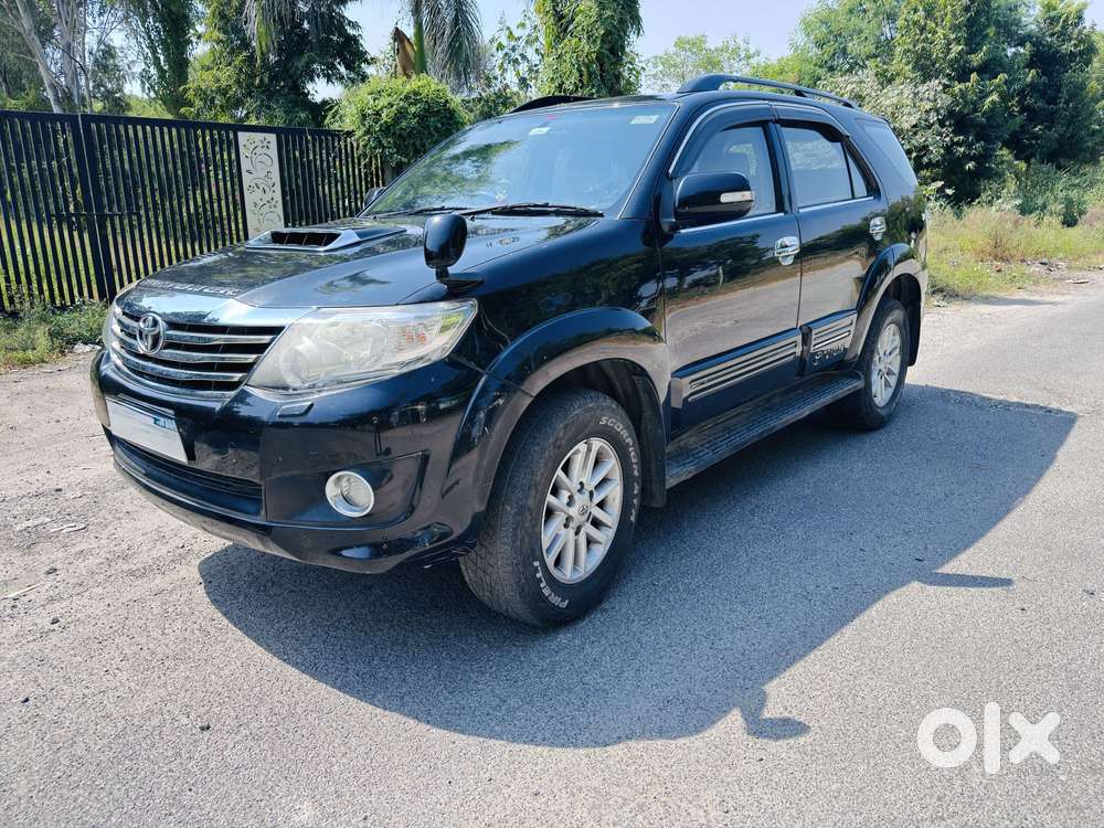 Toyota Fortuner 3.0 4x2 Mt, 2012, Diesel