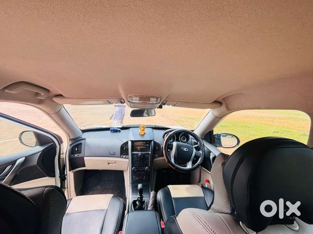 Mahindra Xuv500 2017 Diesel 72000 Km Driven