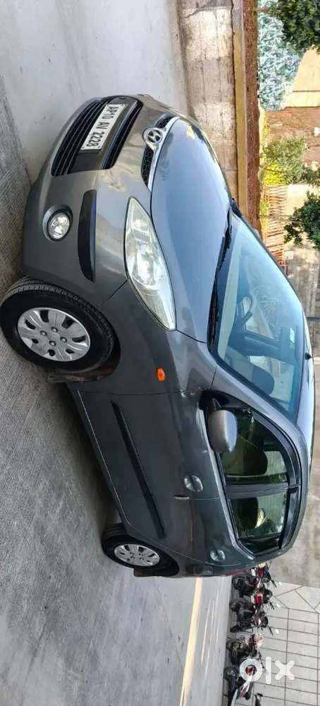Hyundai I10 Sportz Petrol 2010