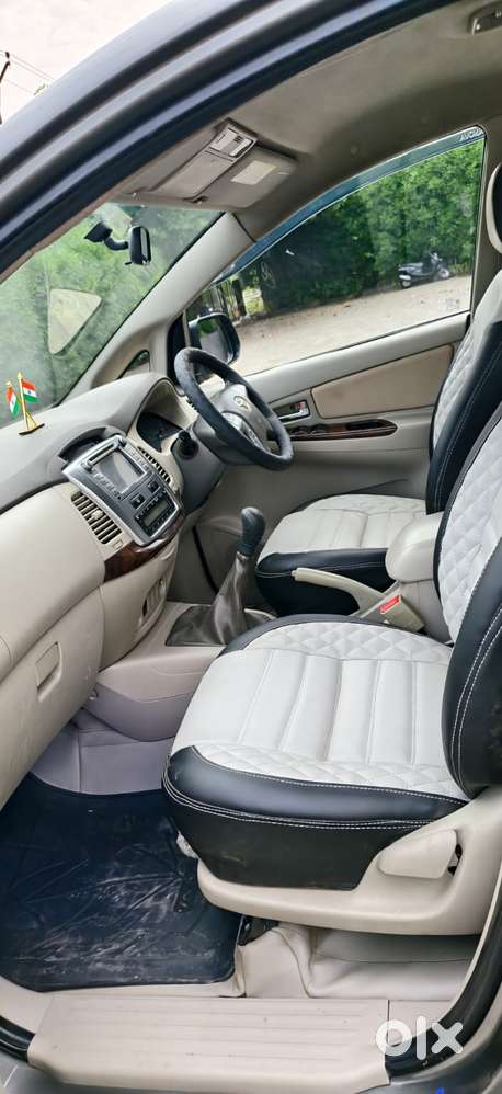 Toyota Innova 2.5 V 7 Str, 2014, Diesel