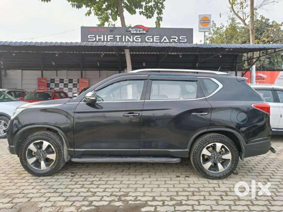 Mahindra Alturas G4 4wd At, 2019, Diesel