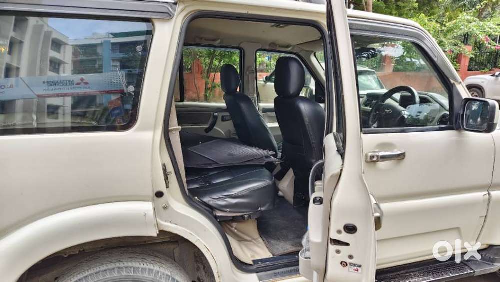 Mahindra Scorpio S10, 2016, Diesel