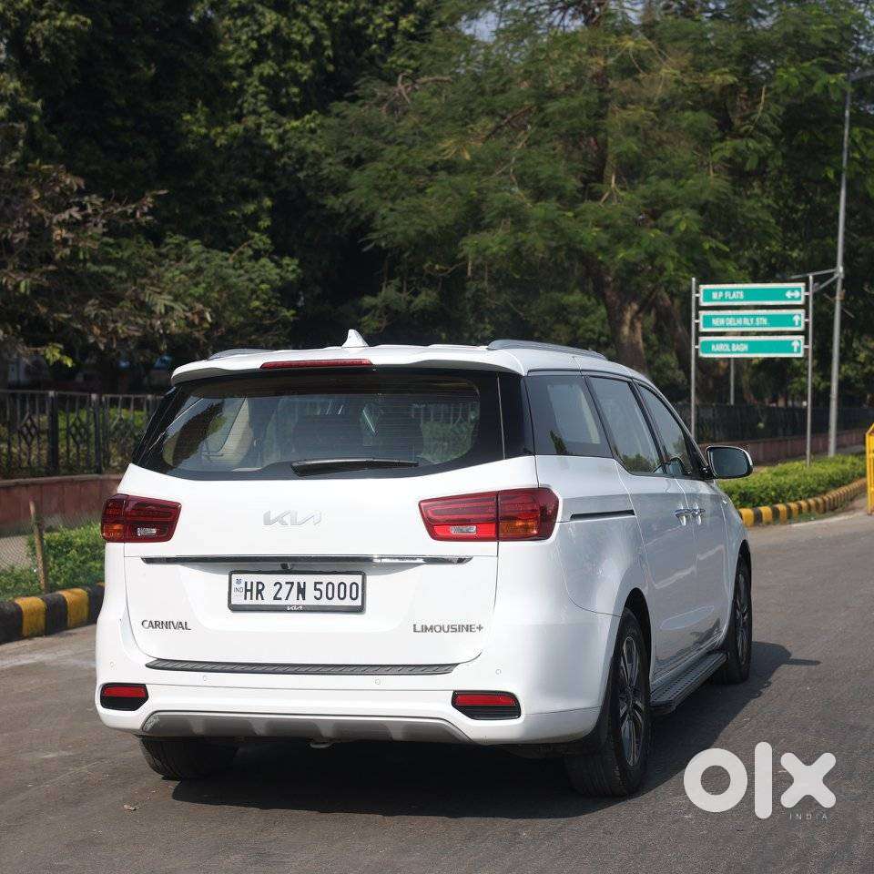 Kia Carnival Limousine Plus 7 Str, 2022, Diesel