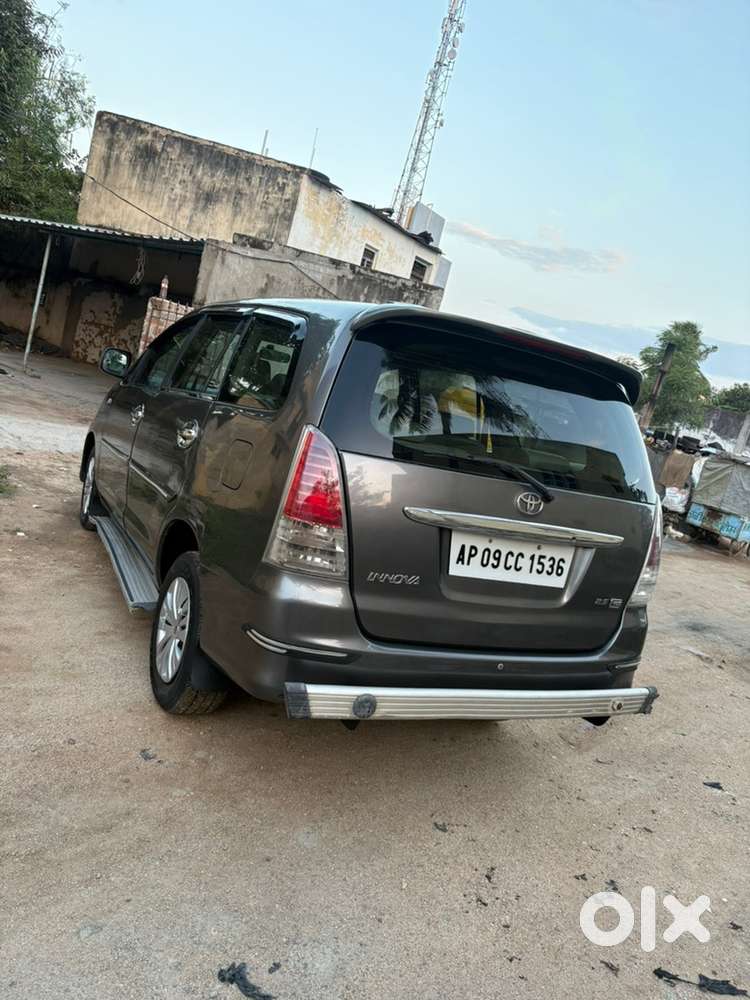 Toyota Innova 2011 Diesel