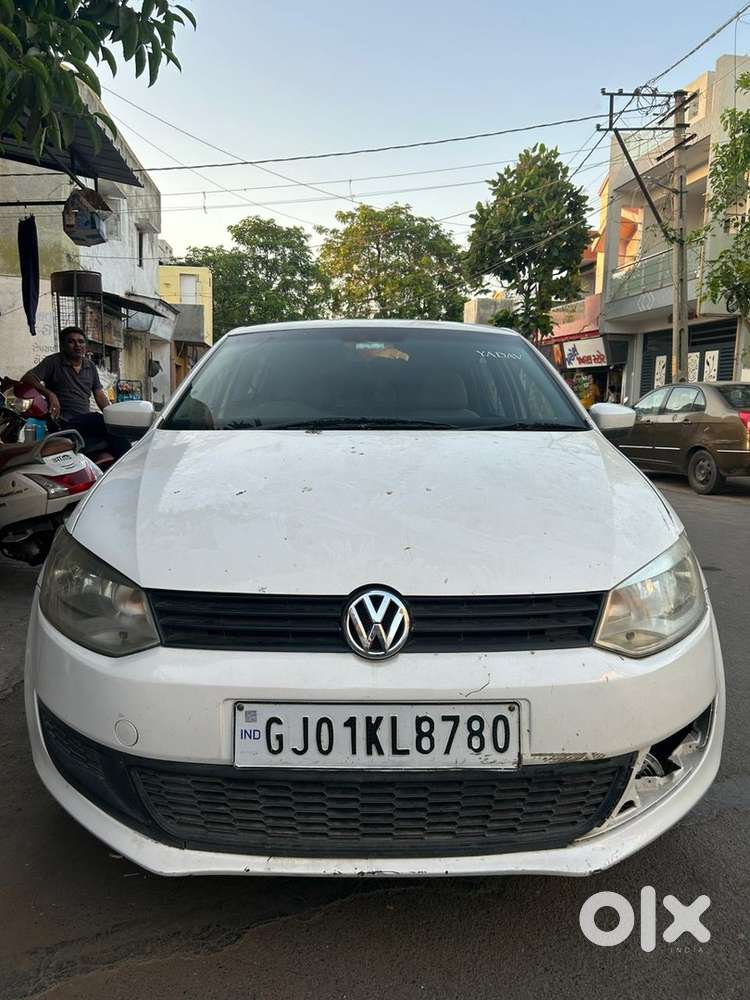Volkswagen Polo Petrol Manual 2012