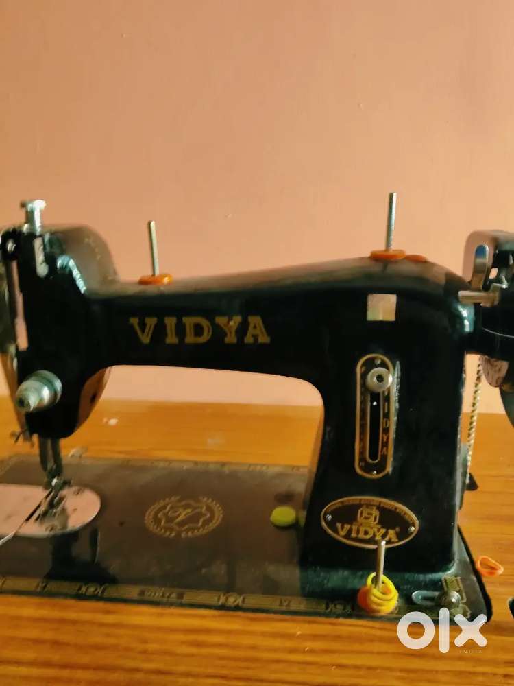 Tailoring machine
