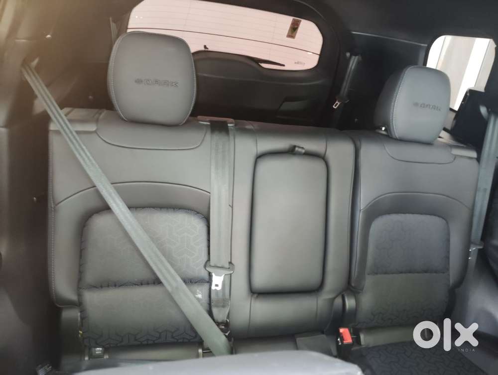 Tata Safari Adventure Plus Dark Edition At, 2024, Diesel