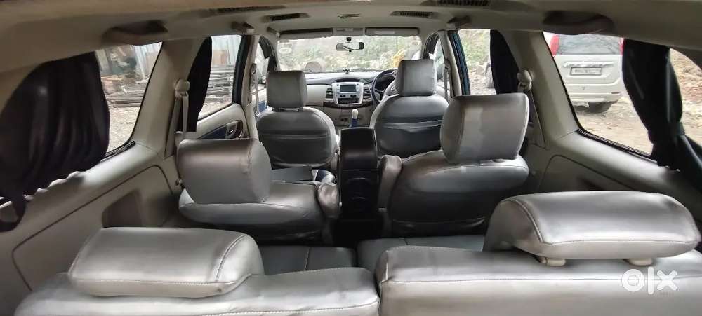 Toyota Innova 2012 Diesel 89000 Km Driven