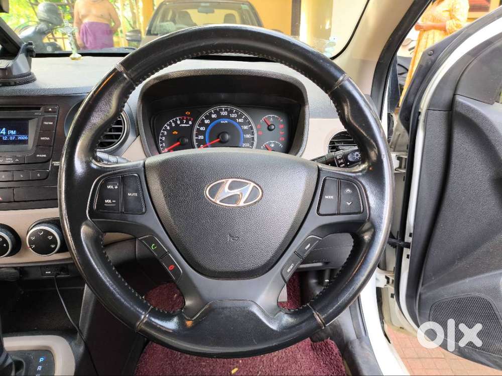Hyundai Grand I10 Asta 2015 Petrol Automatic Good Condition