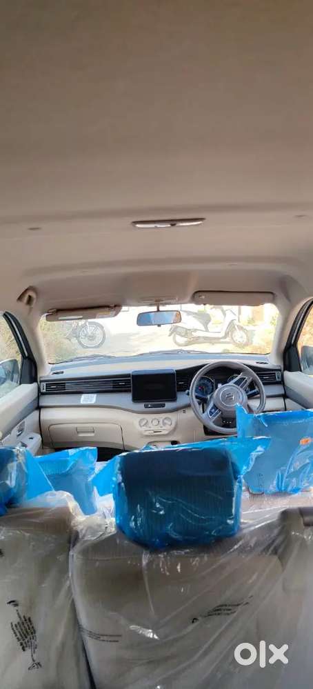 Maruti Suzuki Ertiga 2026 Petrol 8989 Km Driven