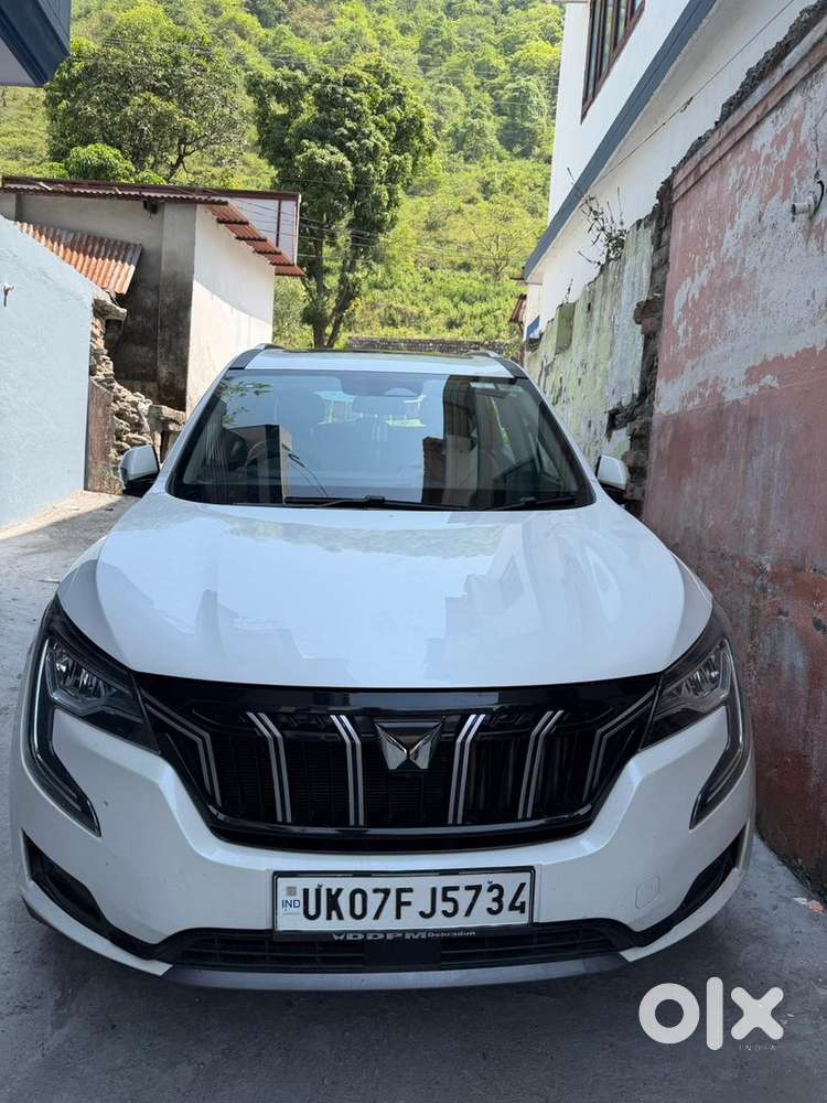 Mahindra Xuv700 Diesel 40000 Km Driven