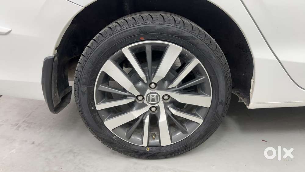Honda City Vx Petrol Mt, 2023, Petrol