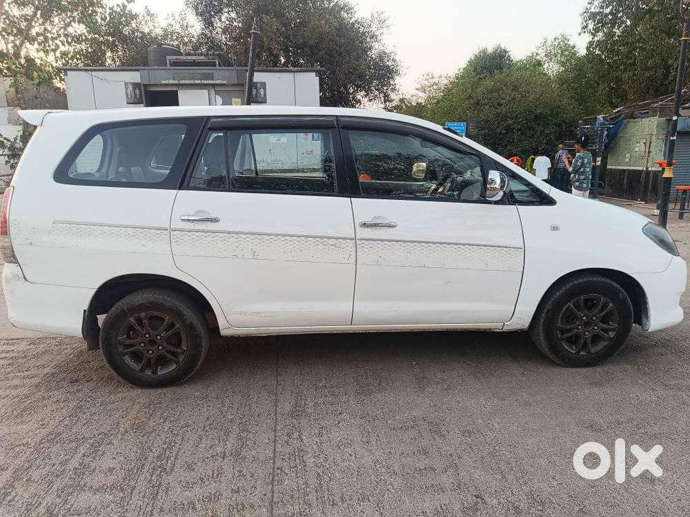 Toyota Innova 2.5 V 7 Str, 2011, Diesel