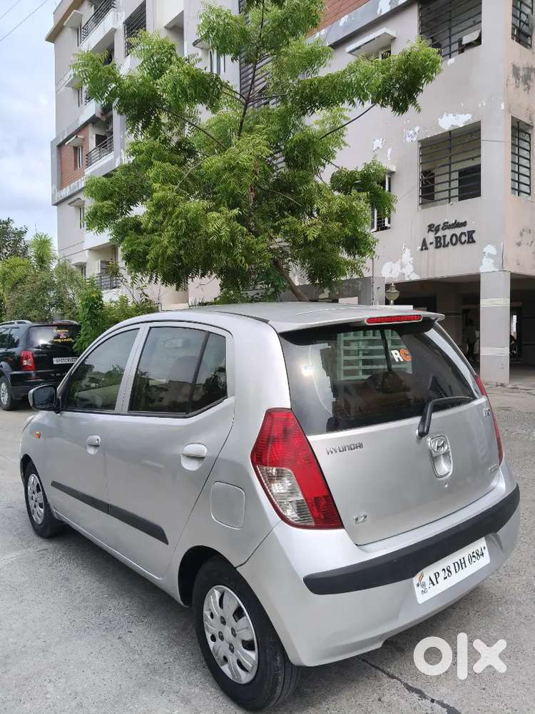Hyundai I10 Sportz 2011
