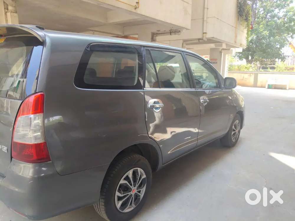 Toyota Innova 2011 Diesel 107000 Km Driven