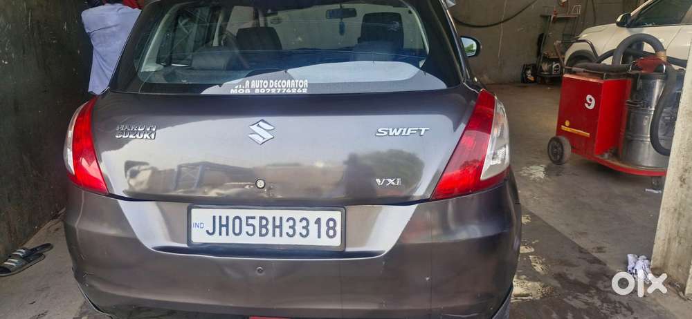 Maruti Suzuki Swift Vxi 1.2 Abs Bs-iv, 2015, Petrol