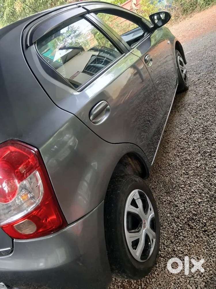 Toyota Etios Liva 2013