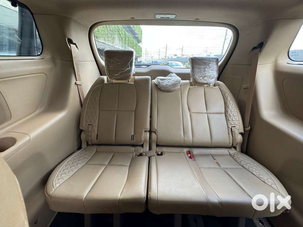 Kia Carnival Limousine Plus 7 Str, 2022, Diesel