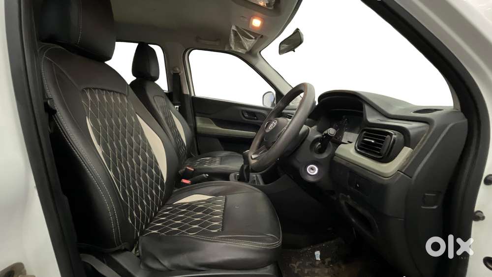 Tata Punch Camo Adventure Mt, 2022, Petrol