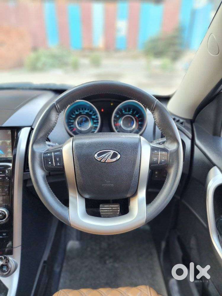 Mahindra Xuv500 W11 At, 2019