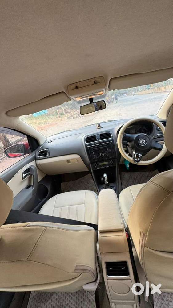 Volkswagen Vento 2011 At Cng + Petrol