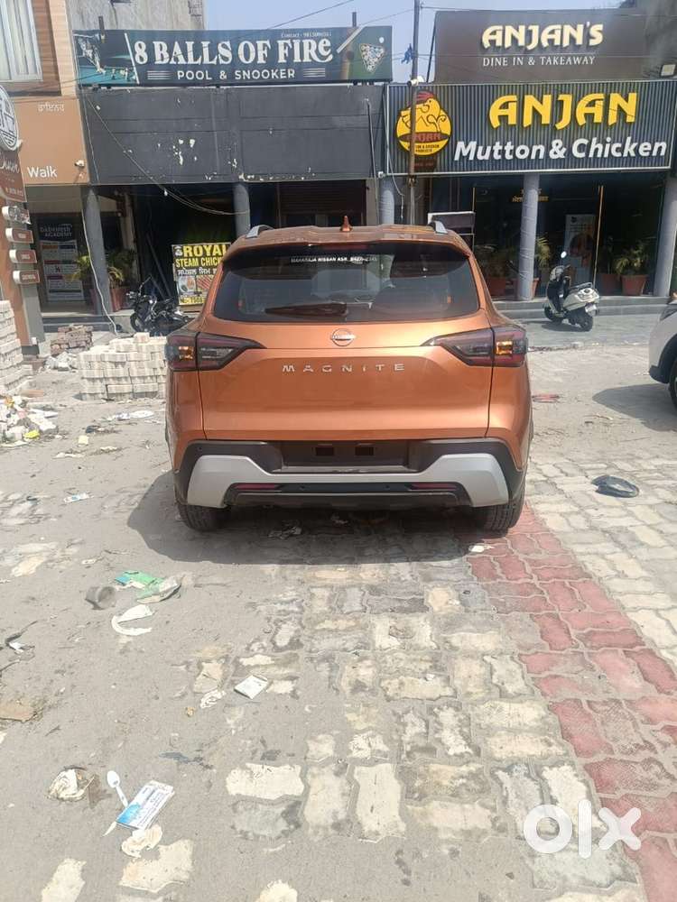 Nissan Magnite 2025 Petrol Well Maintained