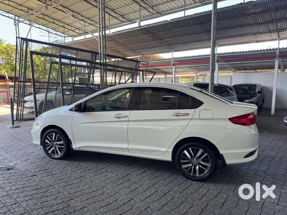 Honda City V Petrol Cvt, 2022, Petrol