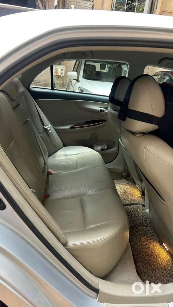 Toyota Corolla Altis 2013 Car