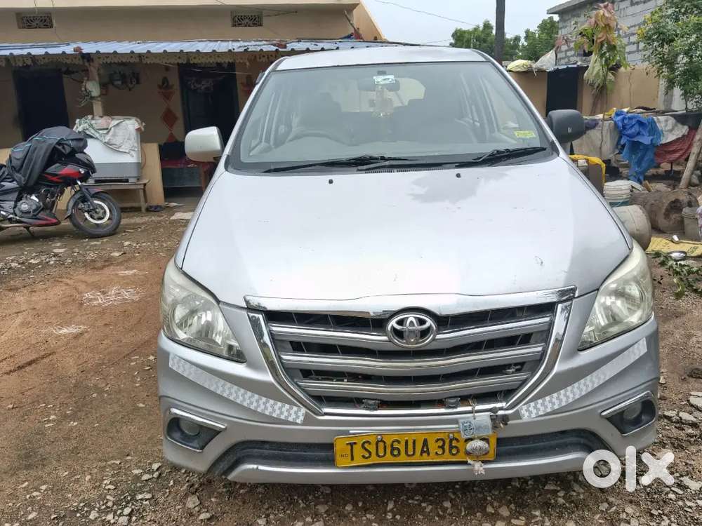 Toyota Innova Diesel 2014