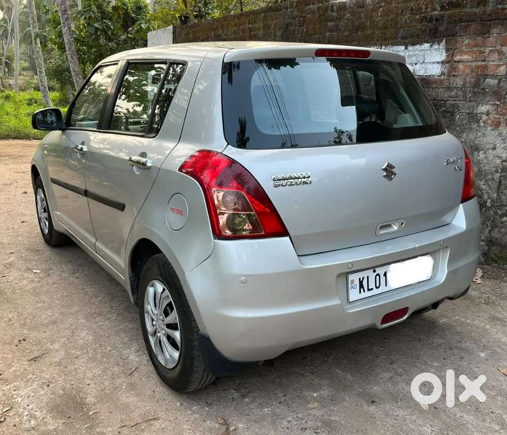 Maruti Suzuki Swift 2010 Year