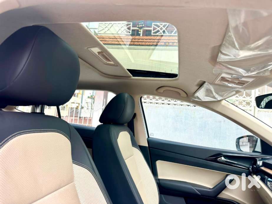 Skoda Slavia Style 1.0l Tsi Mt, 2022, Petrol