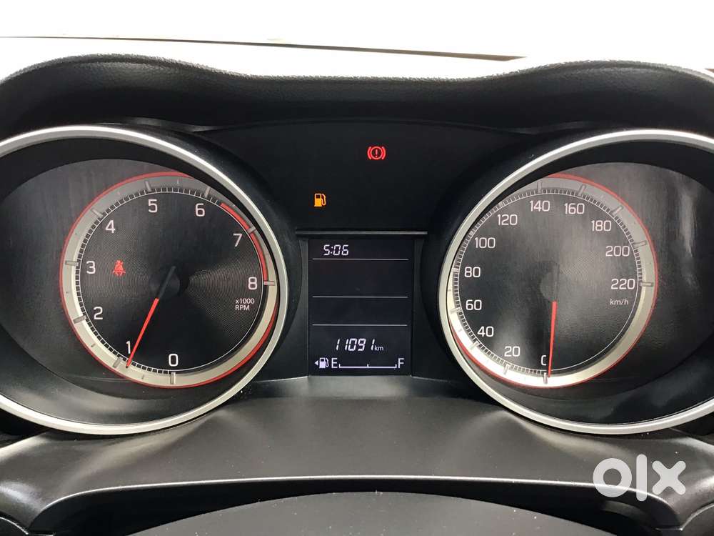 Maruti Suzuki Swift 1.2 Vxi (o), 2021, Petrol