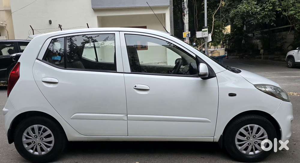 Hyundai I10 Sportz 1.2 Automatic Kappa2, 2013, Petrol