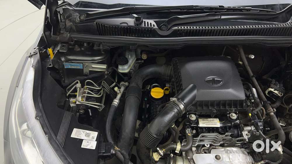 Tata Nexon 1.2 Revotron Xza Plus (o) Dual Tone, 2020, Petrol