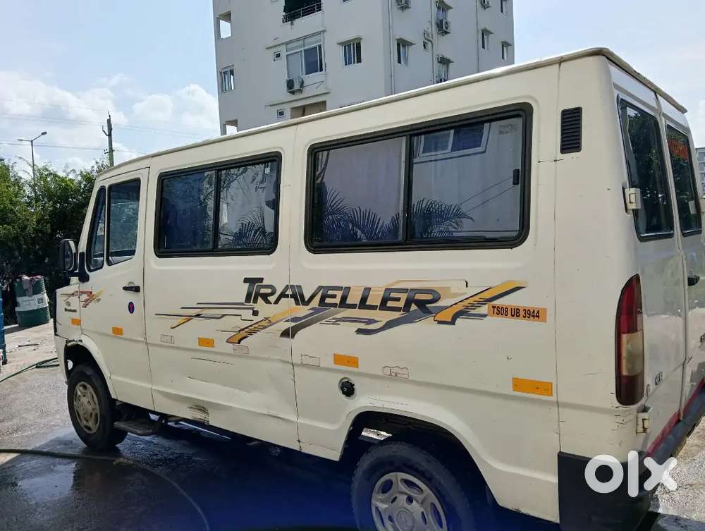 Force Motors Force One 2015