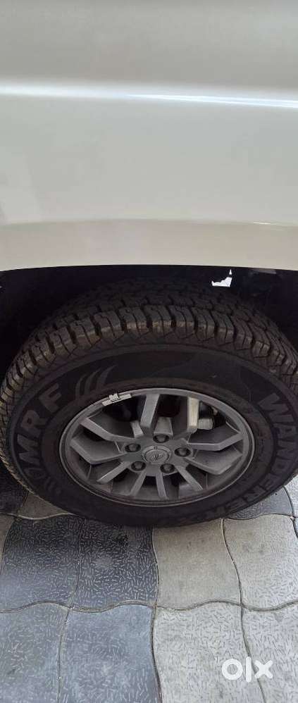 Mahindra Xuv300 W8 (o) 1.5 Diesel Amt, 2017, Diesel