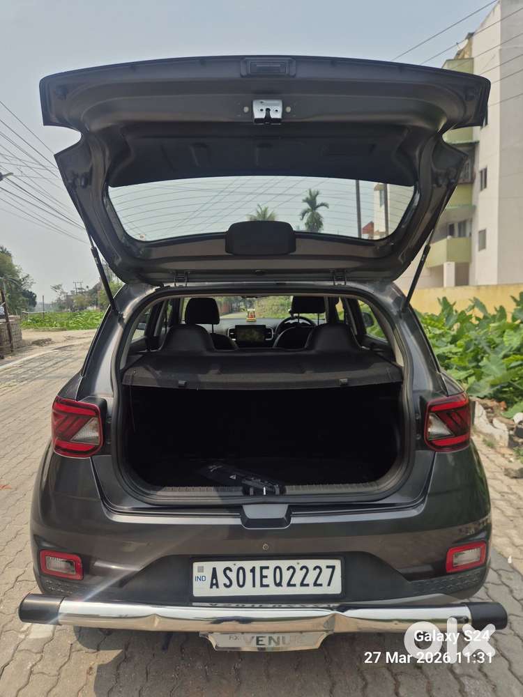 Hyundai Venue S 1.2 Petrol, 2021, Petrol