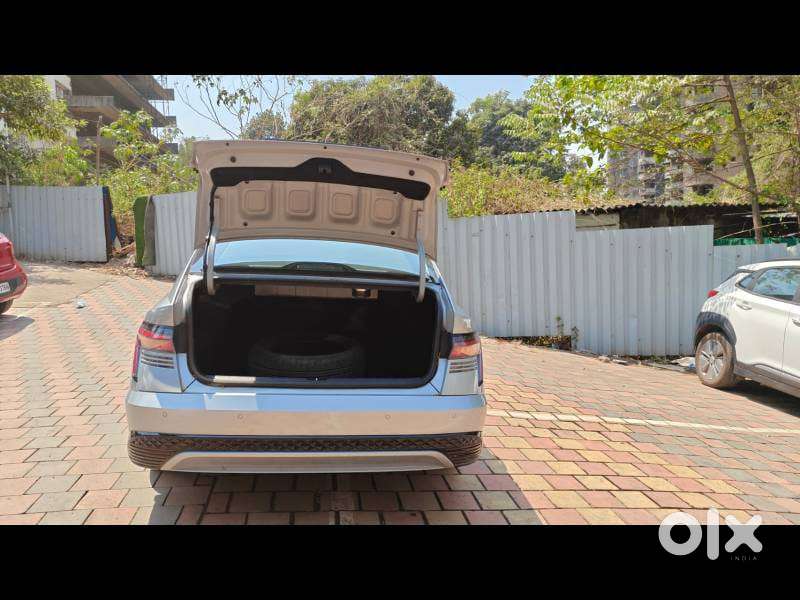 Hyundai Verna 1.5 Sx Turbo Petrol Dct, 2023, Petrol