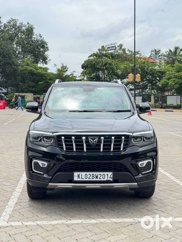 Mahindra Scorpio N Z8 Petrol At 7 Str, 2024, Petrol