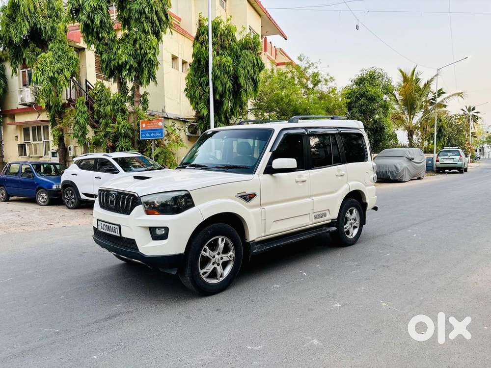 Mahindra Scorpio S10, 2014, Diesel