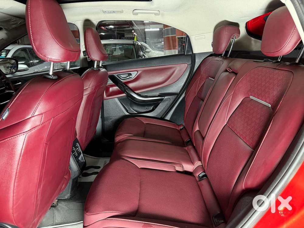 Tata Curvv Accom + A Dmt, 2024, Petrol