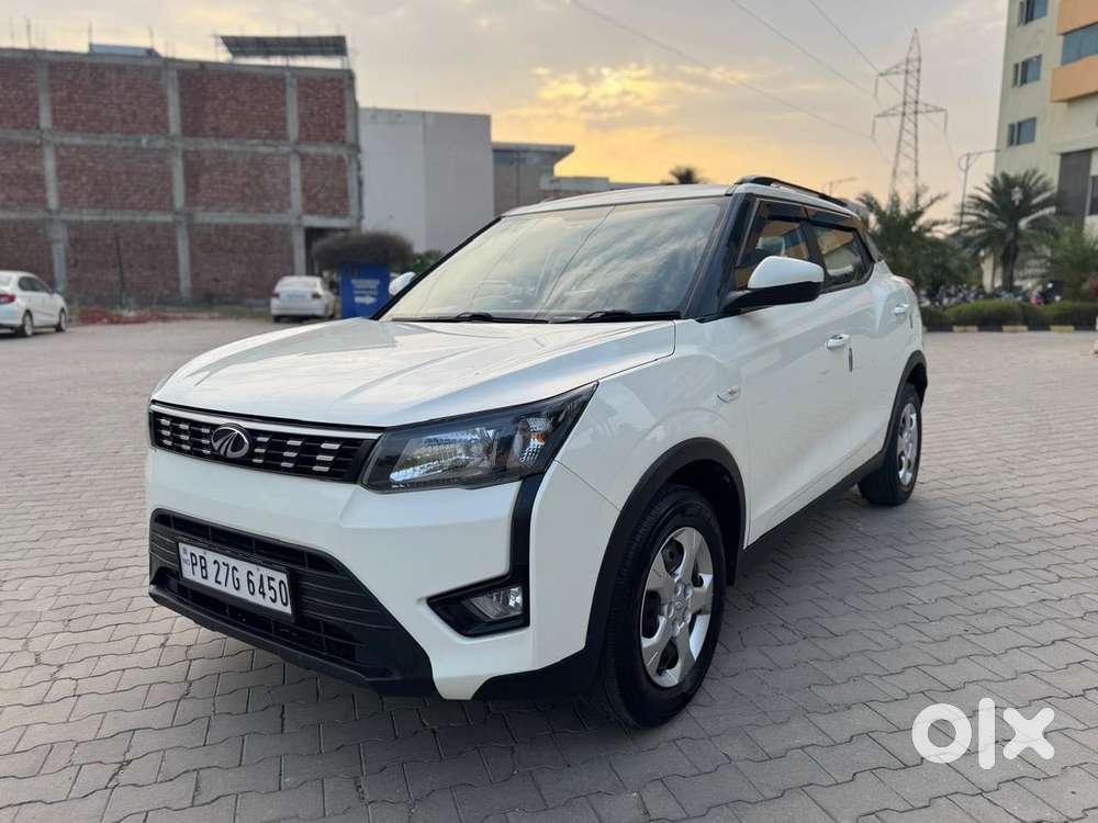 Mahindra Xuv300 W6, 2021, Petrol