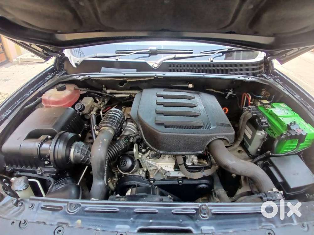 Mahindra Scorpio-n 2.0 Z8 L Petrol At 7 Str, 2022, Petrol