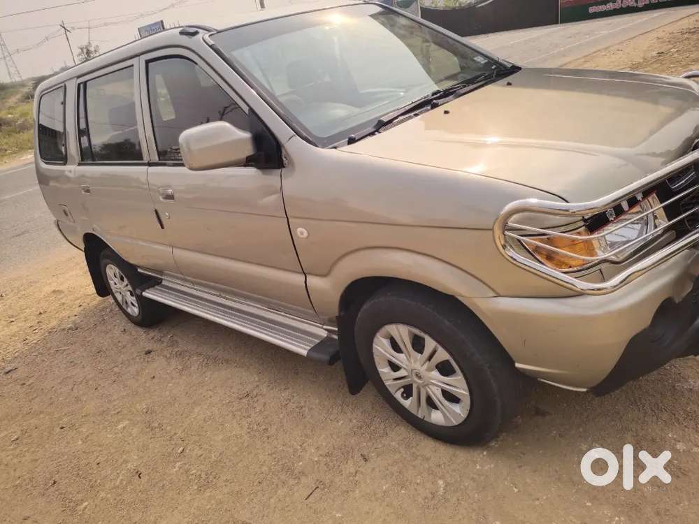 Chevrolet Tavera 2012 Diesel 300000 Km Driven