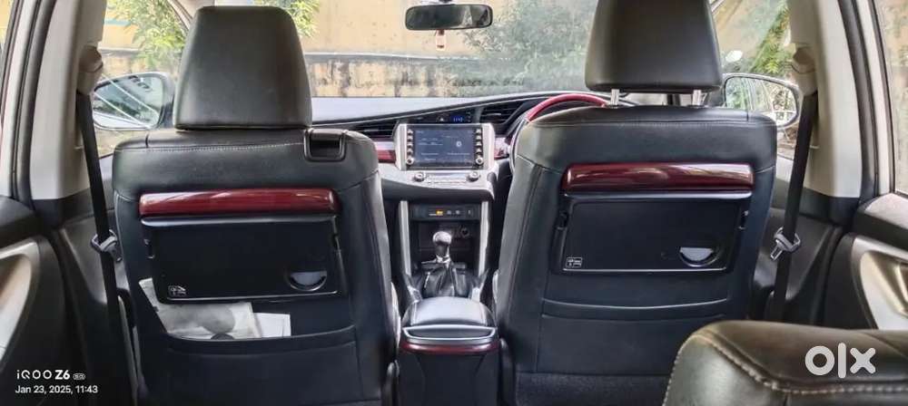 Toyota Innova Crysta 2021