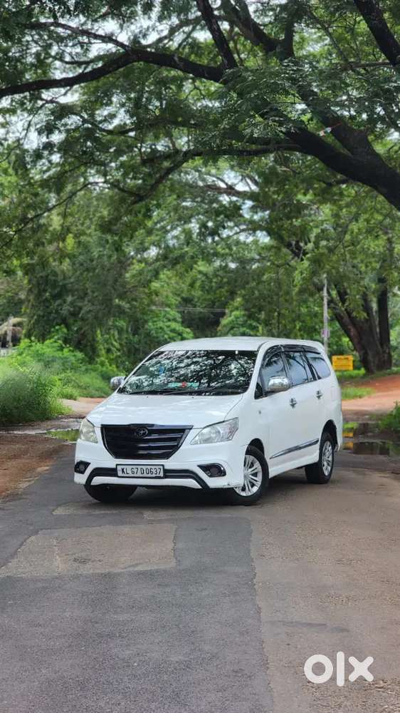 Innova G4
2013 Model 
3rd Owner 
190000 Km
Power Steering 
Power Windo