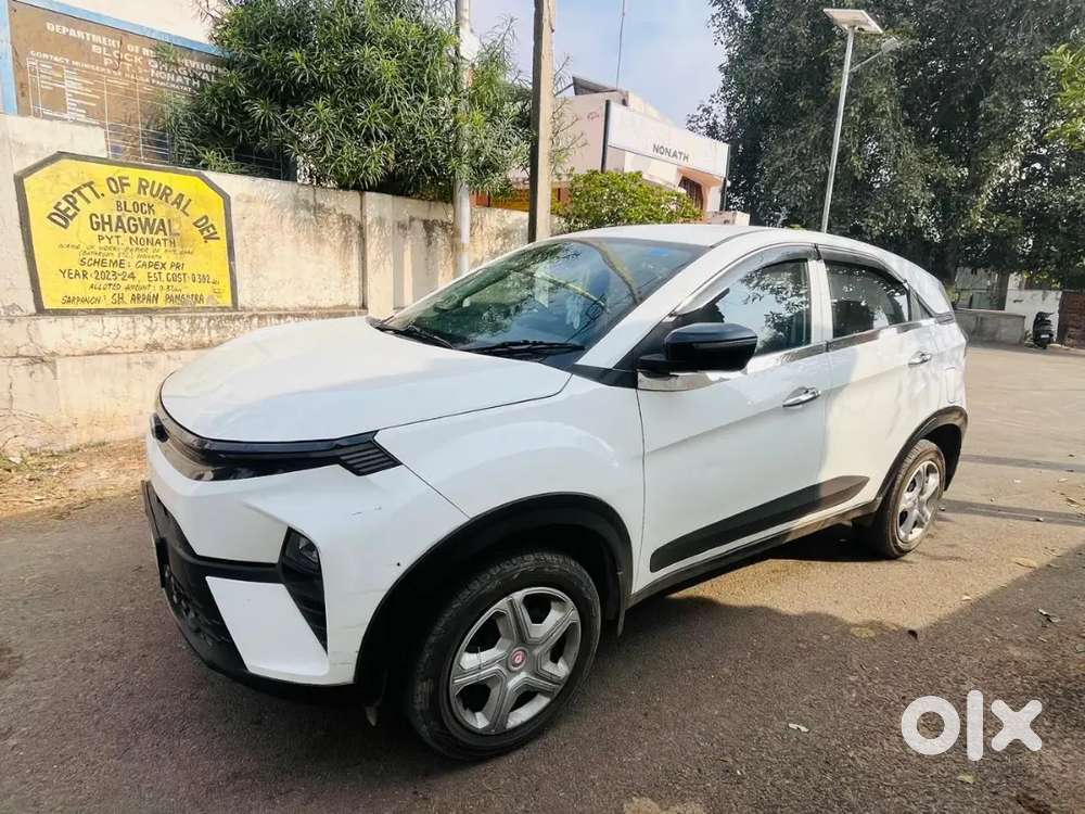 Tata Nexon 2024 Petrol 63000 Km Driven Well Maintained