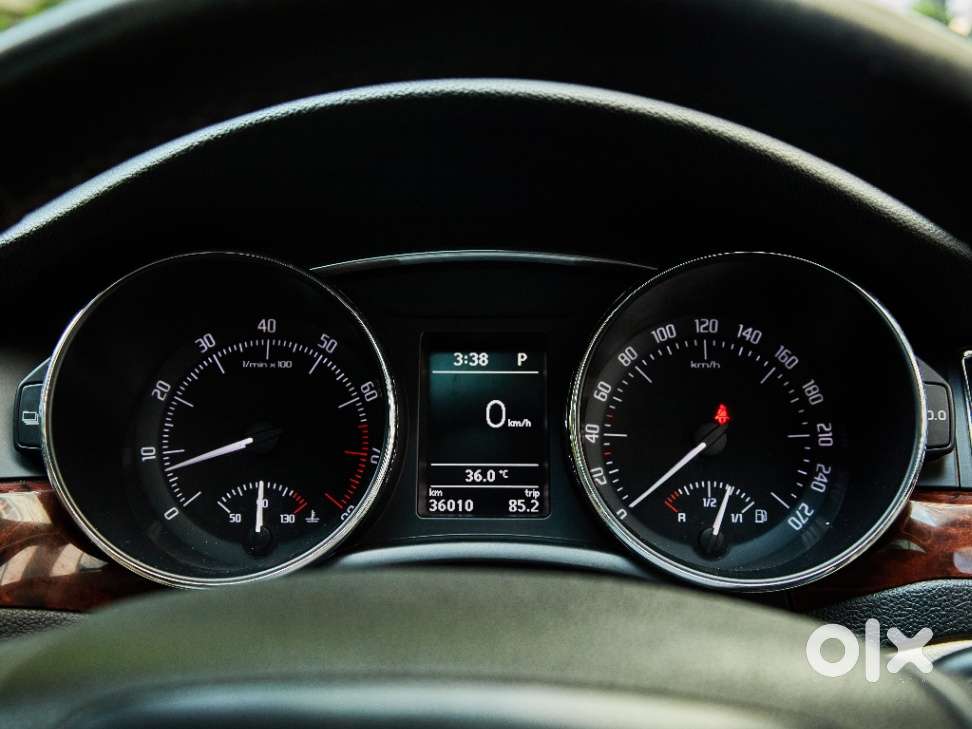 Skoda Superb 2.8 V6 At, 2010, Petrol