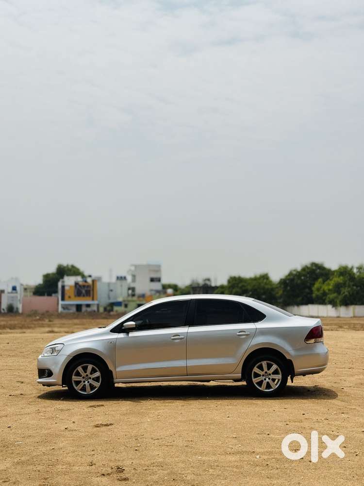 Volkswagen Vento 2010-2013 Petrol Highline, 2012, Petrol
