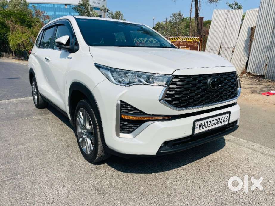 Toyota Innova Hycross 2.0 Zx (o) Hybrid 7 Str, 2024